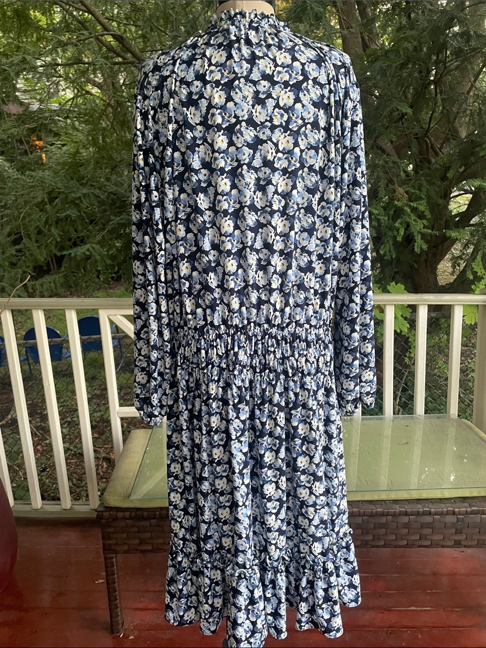 Women's Navy Blue Floral Long-Sleeve Midi Dress - Picture 5 of 9